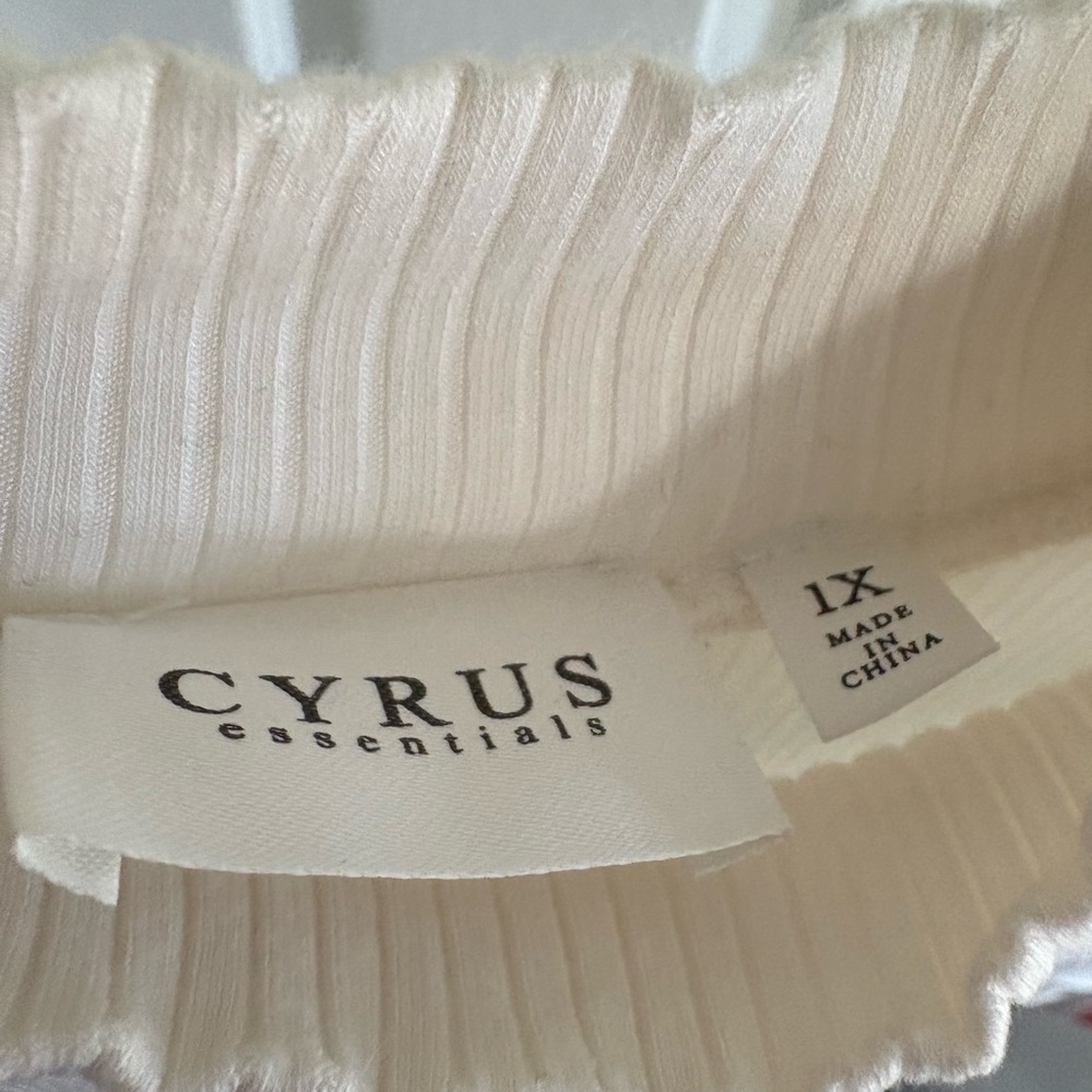 Cyrus Essentials Ribbed Knit Top